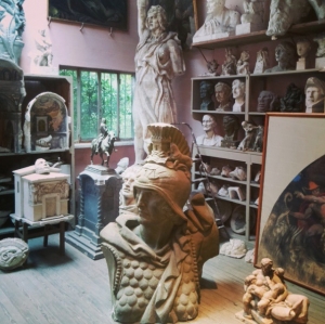El rincon de las maravillas: visitas guiadas al taller del escultor José Luis Zorrilla de San Martín