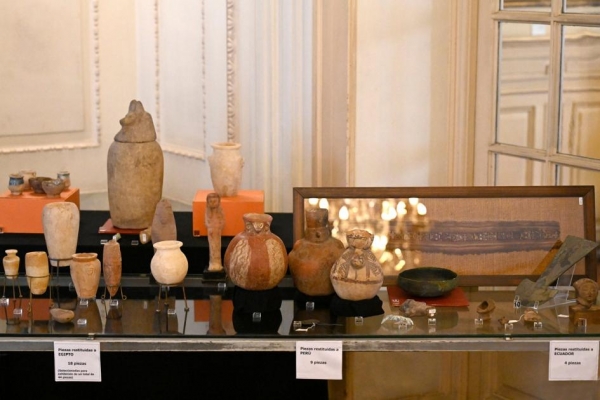 Piezas arqueol&oacute;gicas incautadas fueron devueltas a Ecuador, Egipto y Per&uacute;