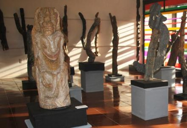 Exposici&oacute;n en Melo pone de relieve las posibilidades de colaboraci&oacute;n entre departamentos