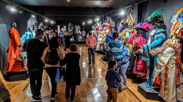 "Rosario Vi&ntilde;oly, memoria de lo ef&iacute;mero" exposici&oacute;n sobre maquillaje y vestuario de Carnaval